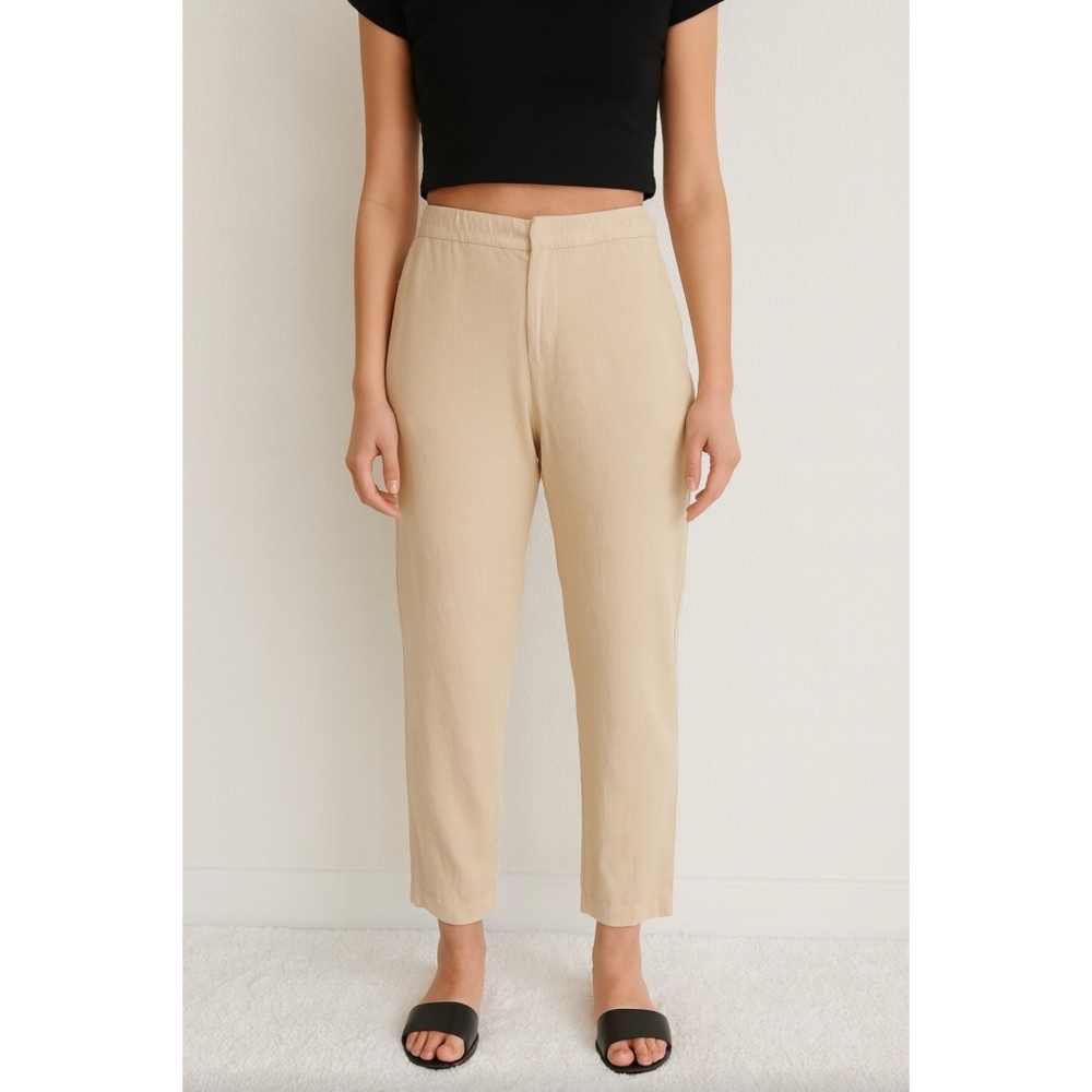 Chloe Trousers Pants FR size 40 or US 8 Medium Relaxed Tailored Fit‎ Beige Ramie